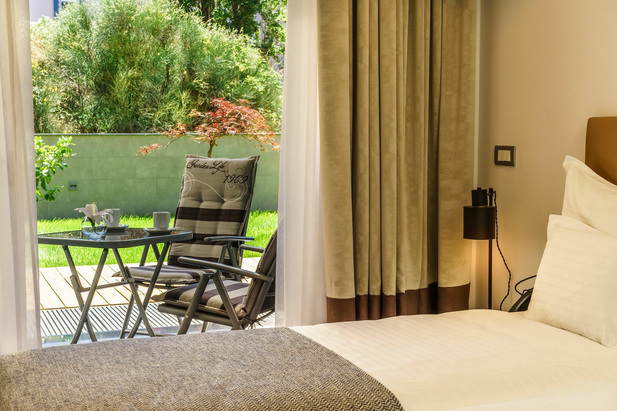 Bed & Breakfast Oasis Life